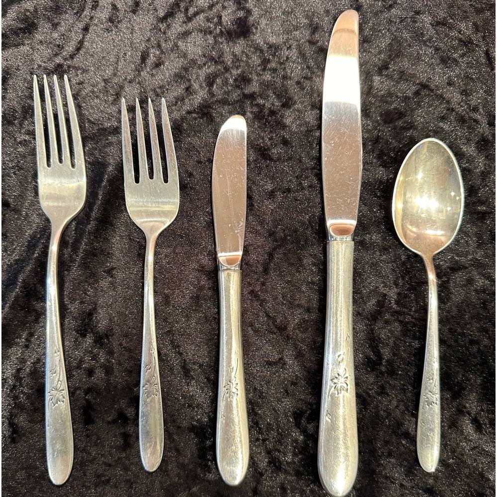 Reed and Barton Autumn Leave place setting